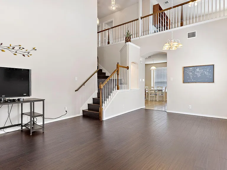 8701 Blackvireo Dr — Photo 11