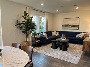 6088 Oak Leaf Pl, Rohnert Park, CA 94928