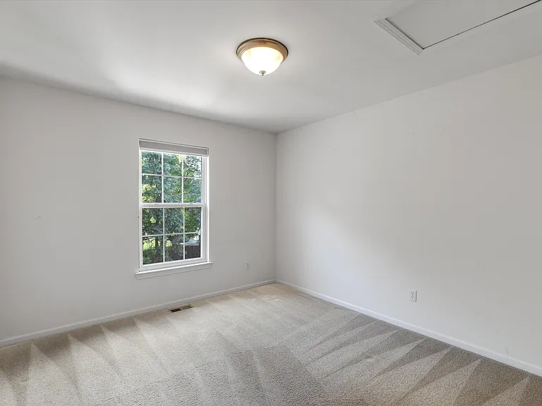 1341 Hollins Hall Ln — Photo 26