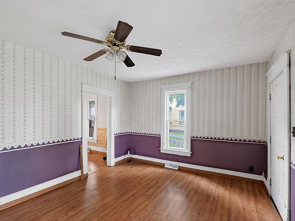 4th image of 1203 W Vine St
