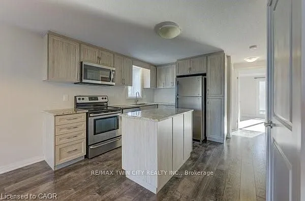 1989 Ottawa St S #21A — Photo 8