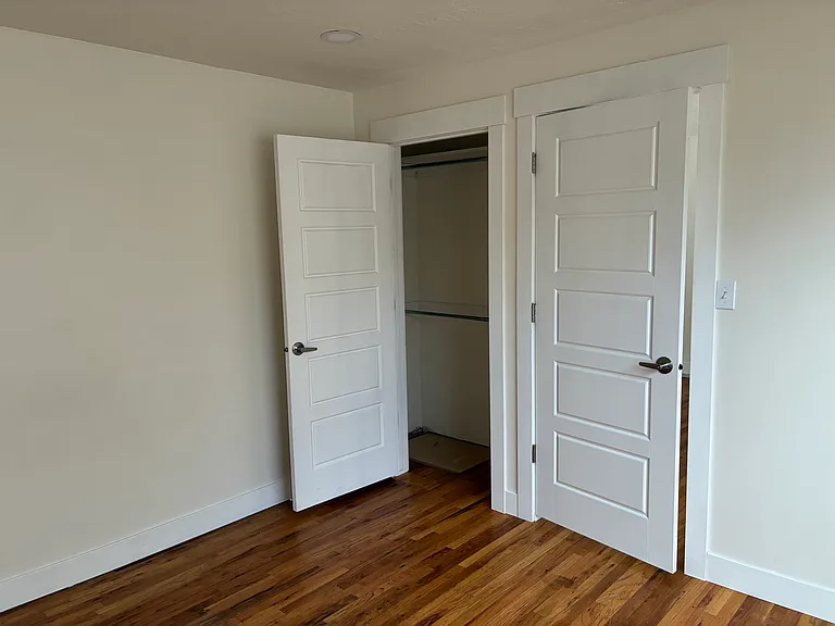 1156 E Westminster Ave #A — Photo 5