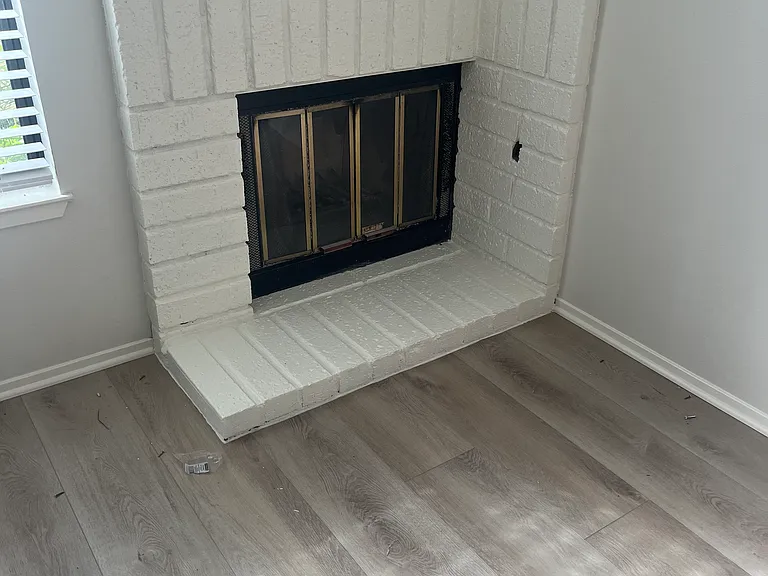 1001 E Cypress Ave — Photo 12