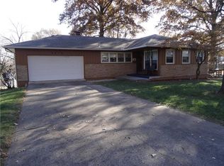 3813 S Spring St, Independence, MO 64055