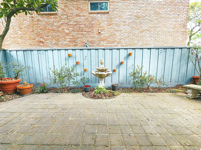 12 Kings Row — Photo 35