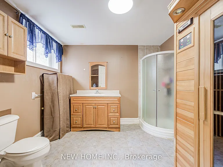 784 Rockaway Rd — Photo 36