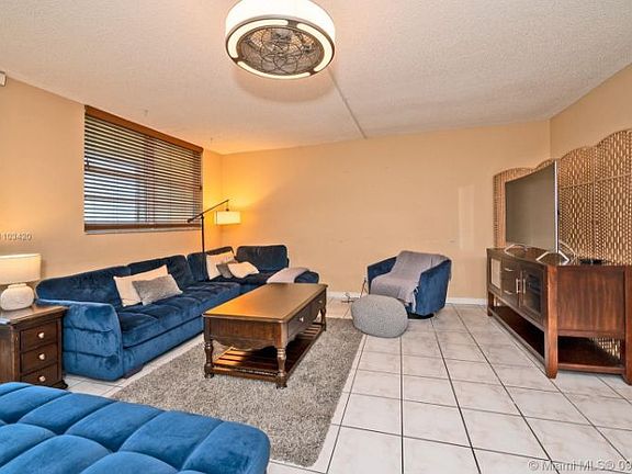5th image of 3300 W Rolling Hills Cir APT 505