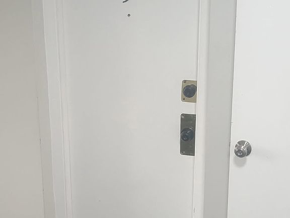 2nd image of 20 Hy Sil Ave #9