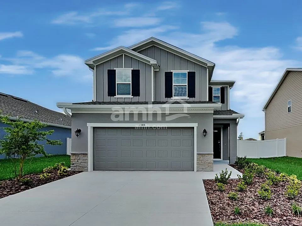 1388 Sky Lakes Dr