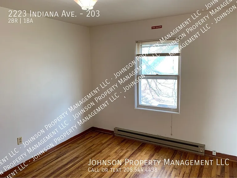 2223 S Indiana Ave #203 — Photo 7