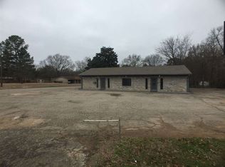 2901 Gilmer Rd, Longview, TX 75604