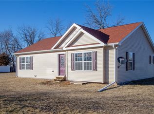 403 SE A St, Melcher Dallas, IA 50163
