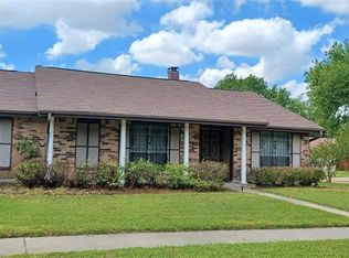 6735 Vickie Springs Ln, Houston, TX 77086