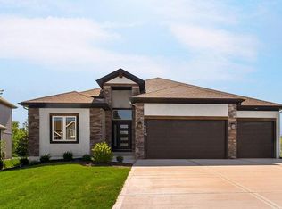 16400 S Loiret St, Olathe, KS 66062