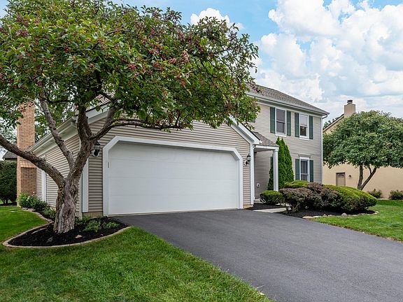 3rd image of 353 Monterey Dr