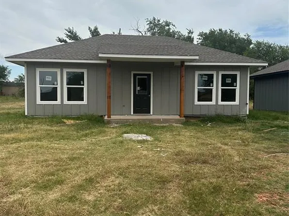 1307 SW Georgia Ave, Lawton, OK 73501