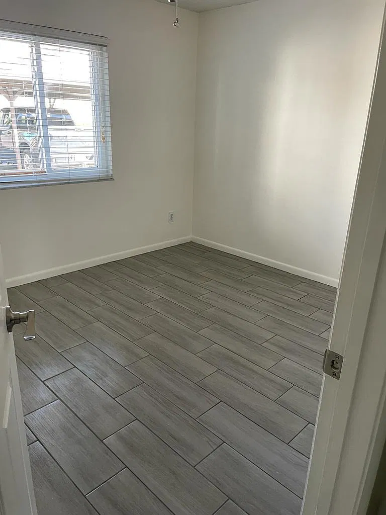 2 bed, 864 sqft, $1,500 — Photo 4