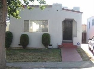 3527 Redding St, Oakland, CA 94619