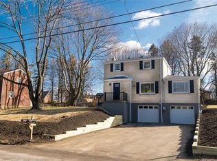 218 McClure Rd, Cheswick, PA 15024