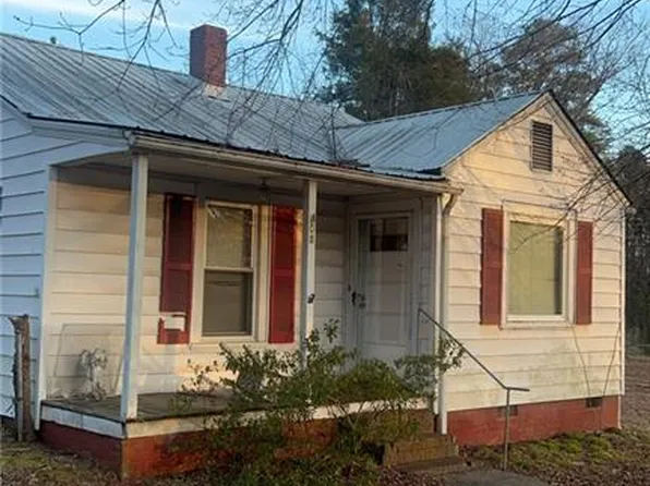 408 Moore Dr, Lexington, NC 27292