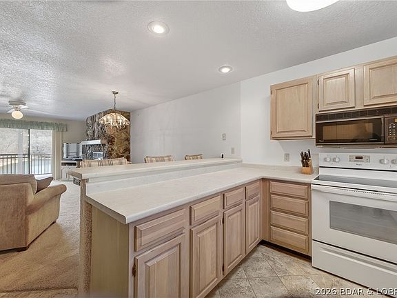 5th image of 611 Lazy Days Rd APT D1