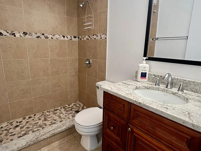 2650 Park Windsor Dr #106 — Photo 11