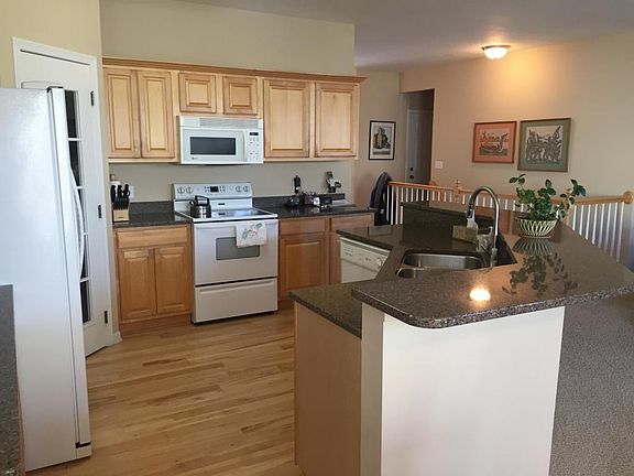 5th image of 2313 Westwind Dr
