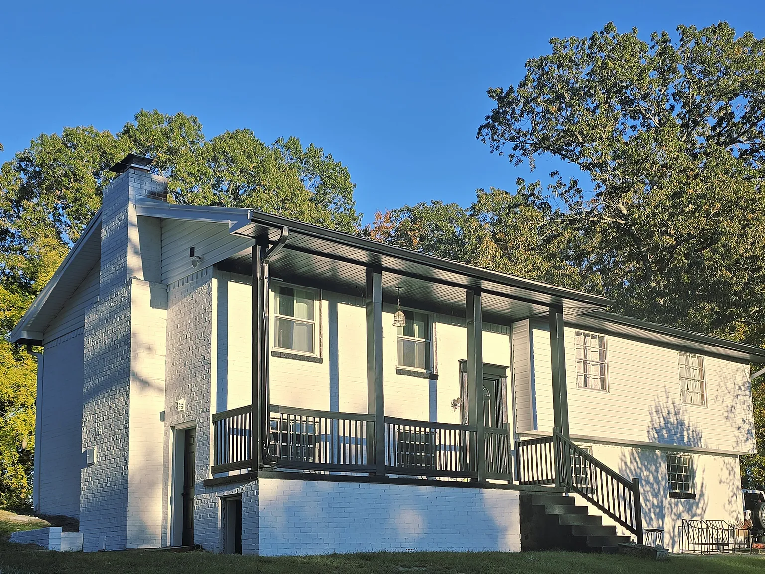 3 bed, 1200 sqft, $1,750 — Photo 1