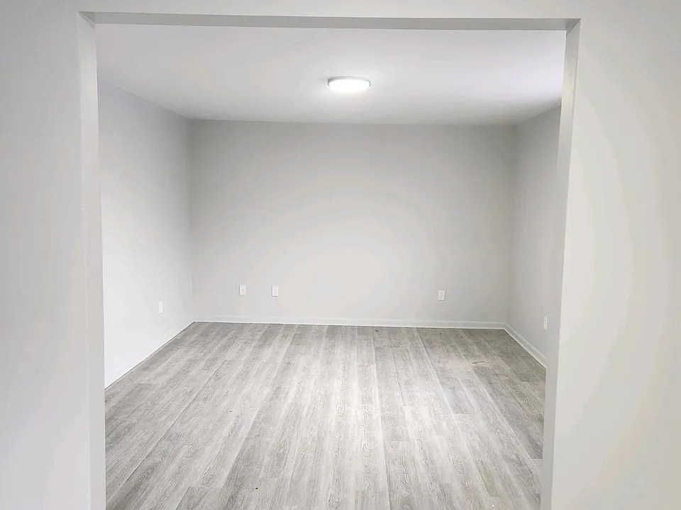 85 Church St #1