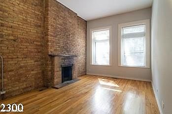 2nd image of 2300 N Clark St #922