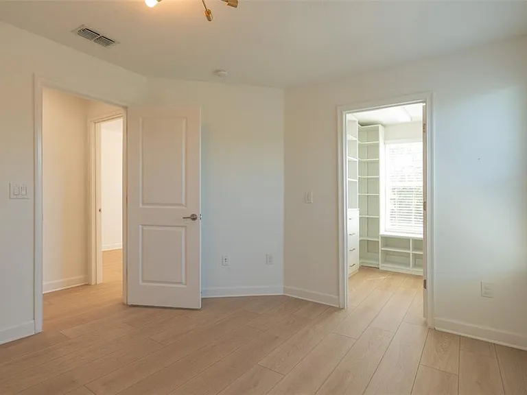11880 Sonnet Ave — Photo 35