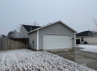 11688 Jump Creek Dr, Caldwell, ID 83605