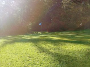 10607 & 10611 Edgewood Dr, Anderson Island, WA 98303