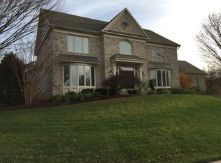 1453 Carrington Ridge Ln, Vienna, VA 22182