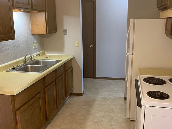 5th image of 1501 College Way #303