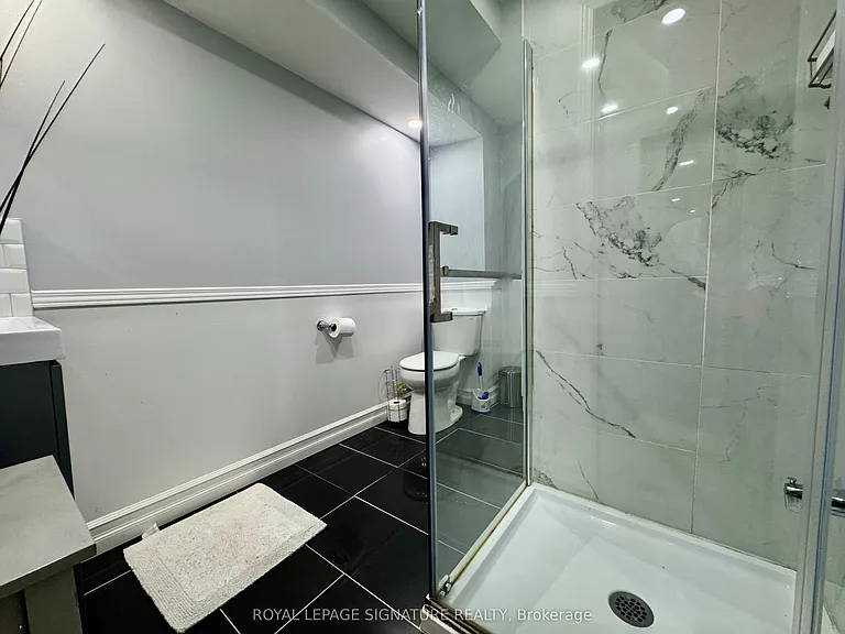 41 Yale Ln — Photo 21
