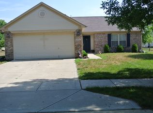 10744 Ashview Dr, Fishers, IN 46038