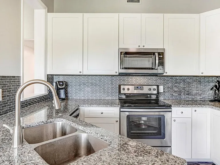 7470 N Highway 1 #205 — Photo 6