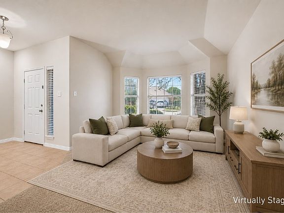 5th image of 2401 Castle Creek Dr