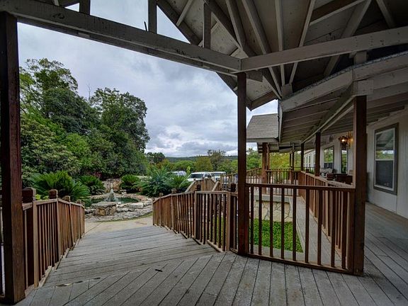 2nd image of 120 La Hacienda Way
