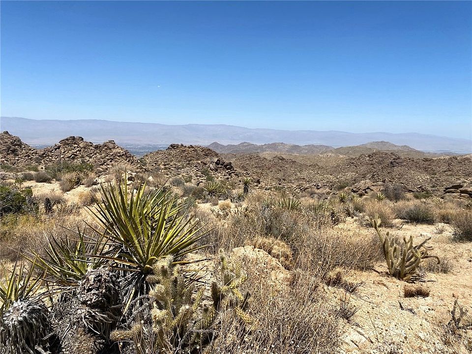 1st image of 15 Desert Calico Way #15