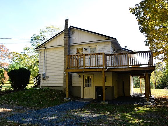 3rd image of 423 E River Road