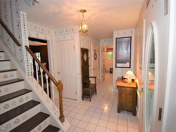 2nd image of 5816 Argyle Dr