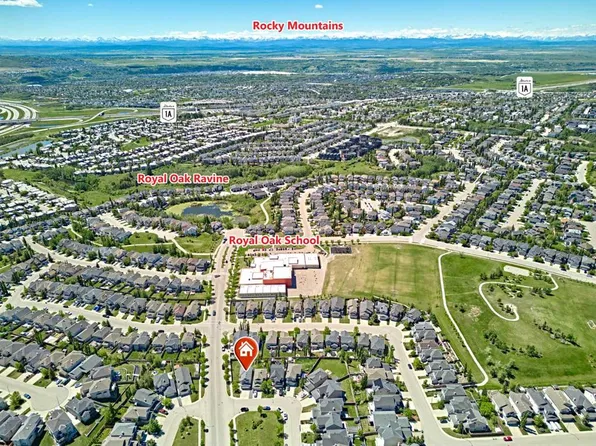 153 N Royal Birch Bay NW, Calgary, AB T3G 5X6