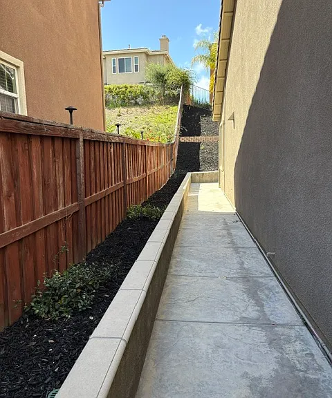33919 Galleron St — Photo 18