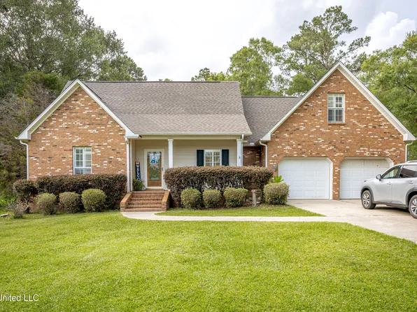 13109 Little Bluff Dr, Vancleave, MS 39565