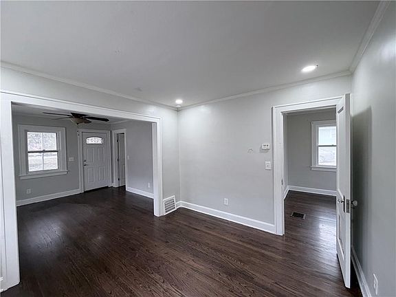 3rd image of 2314 E 59th St