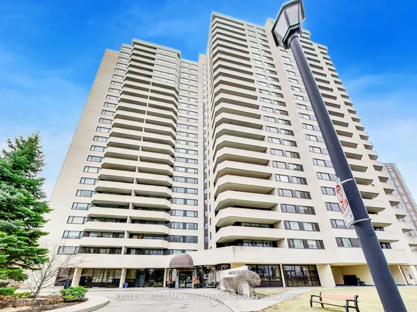 75 Wynford Heights Cres #1204, Toronto, ON M3C 3H9