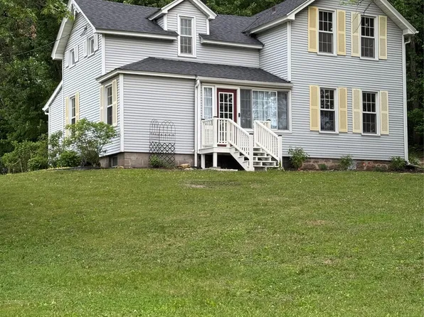 9700 E Beaver Creek Road, Fall Creek, WI 54742