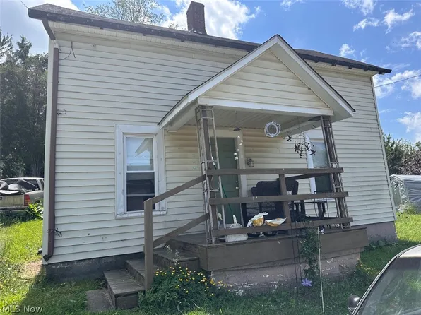520 High St, Pleasant City, OH 43772